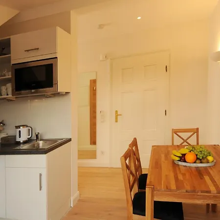 Nr 8 Im Gutshaus Zicker Auf Ruegen Apartment Garz (Rugen)